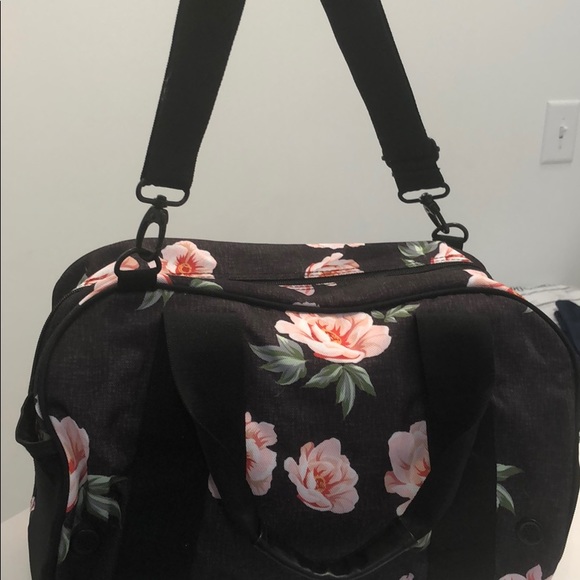 Vooray Burner Gym Bag - Rose Black - Picture 13 of 14